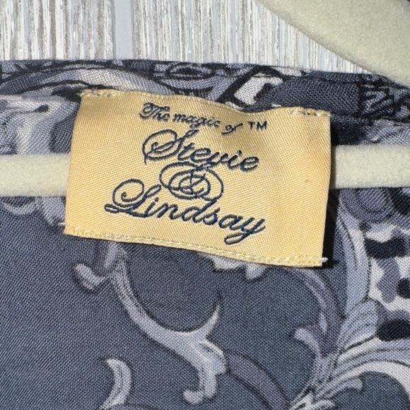 Chic Asymmetrical Dress in Navy Blue and Gray - Picture 2 of 6